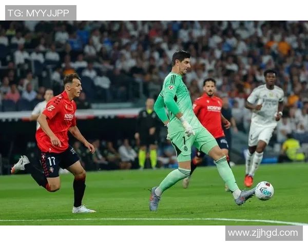 西甲足球明星妻子被曝出轨事件引发媒体热议与球迷关注